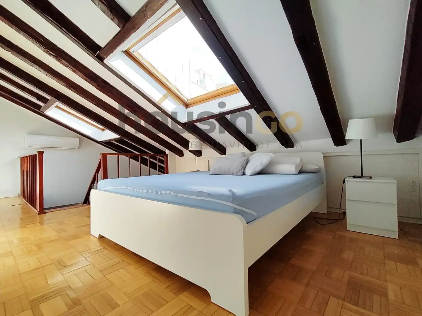 Bedroom of Duplexes for rent in Madrid  with Air Conditioner, Heating and Furnished
