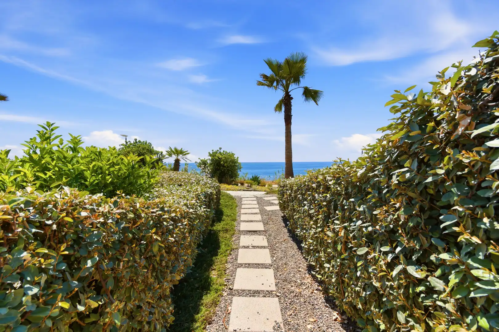 Jardí de Casa adosada en venda en Estepona amb Aire condicionat, Jardí privat i Terrassa