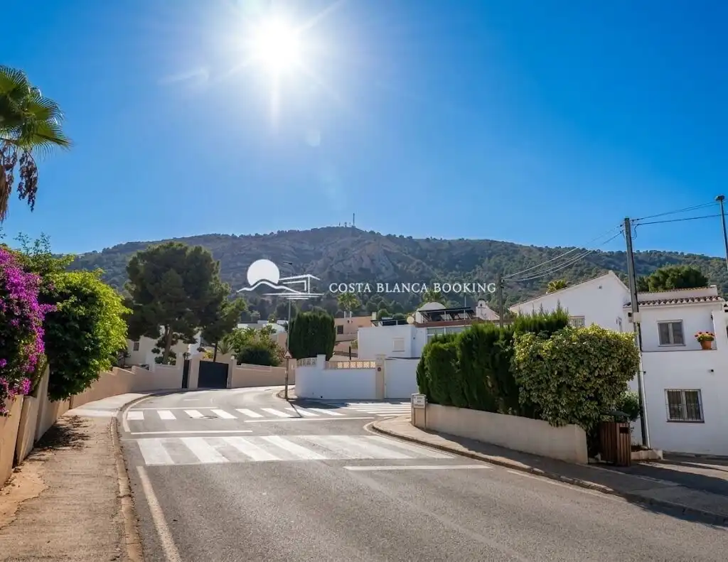 Bungalow with terrace for sale in L'Albir, imagen 3