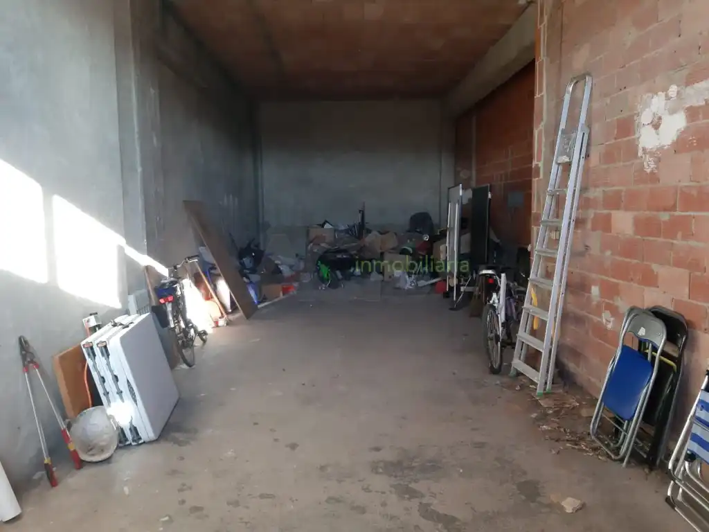Nave industrial en venta en Pintor Sorolla