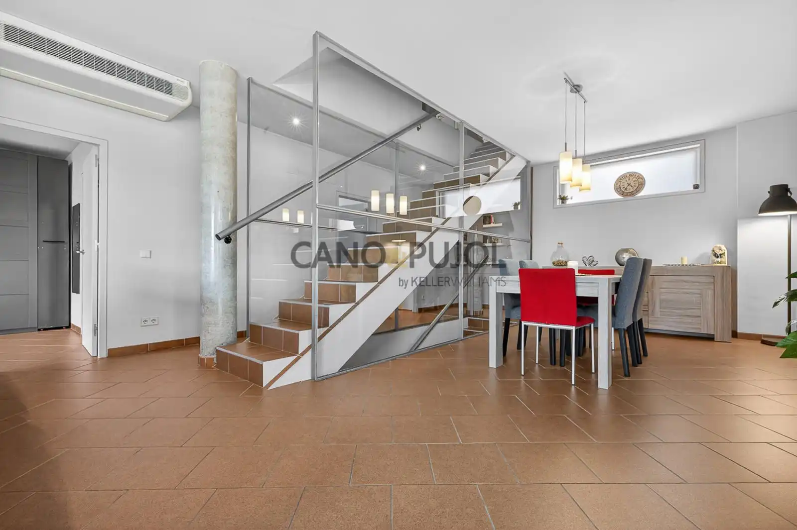 Dining room of Houses for sale in Terrassa  with Air Conditioner, Heating and Terrace