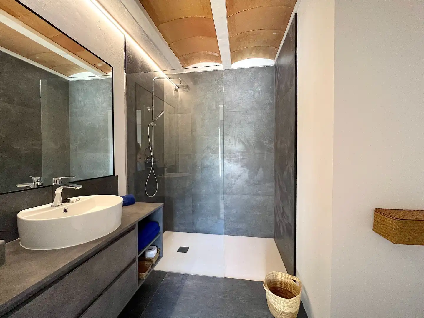 Bathroom of Houses for sale in Sant Antoni de Portmany  with Air Conditioner, Heating and Private garden