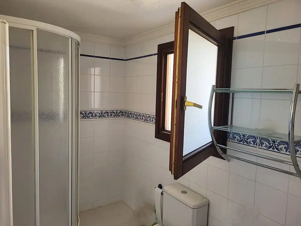 Bathroom of Houses for sale in Jávea / Xàbia  with Air Conditioner, Heating and Private garden