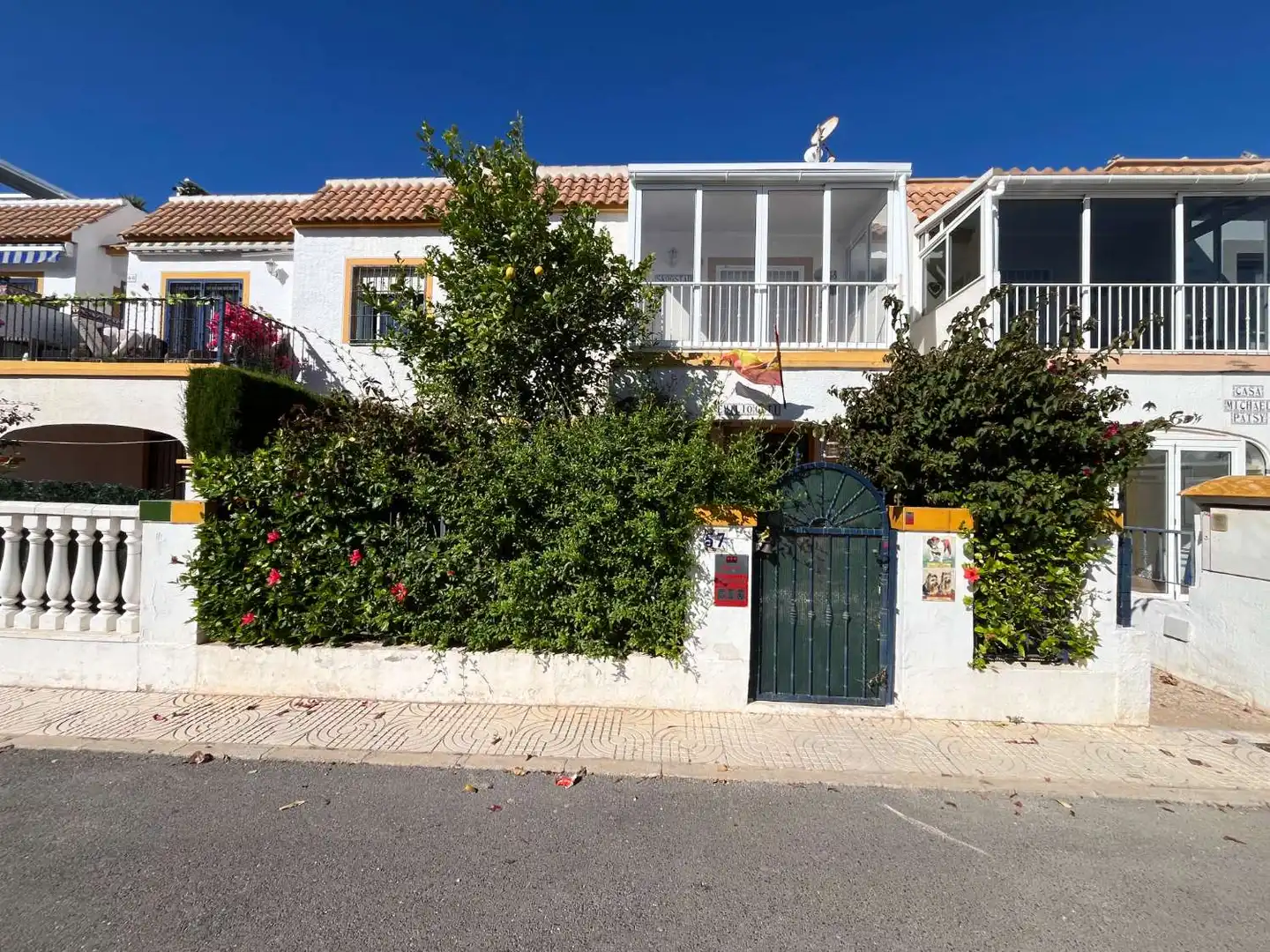 Vista exterior de Apartament en venda en Orihuela amb Piscina i Moblat