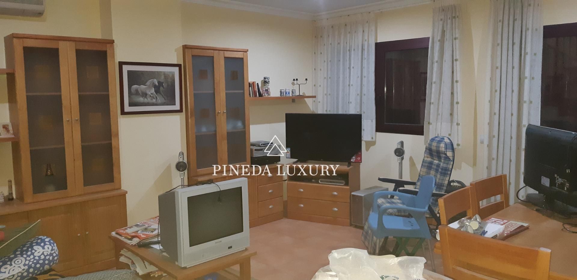 Sala d'estar de Casa adosada en venda en Canet d'En Berenguer amb Aire condicionat i Terrassa