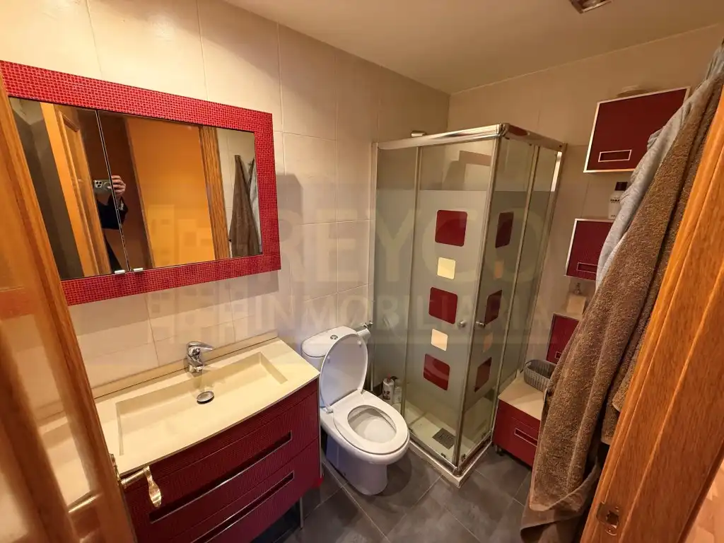 Baño de Apartamento en venta en Villamediana de Iregua con Aire acondicionado