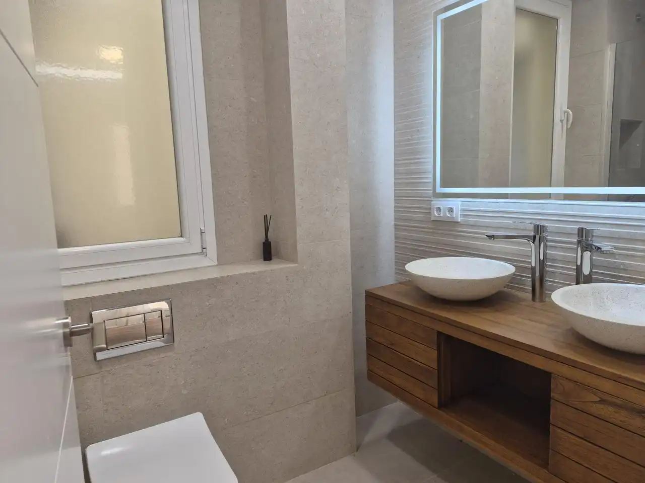 Baño de Piso en venta en Madrid con Aire acondicionado y Calefacción