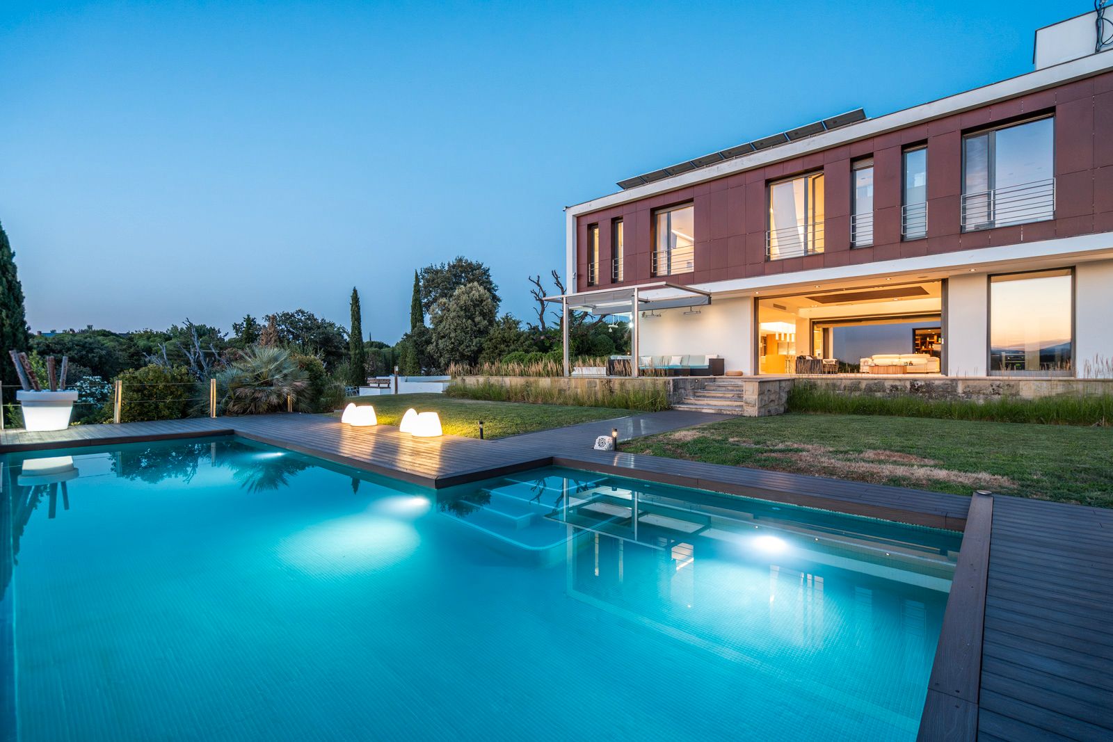 Piscina de Casa o chalet en venta en Las Rozas de Madrid con Calefacción, Jardín privado y Parquet