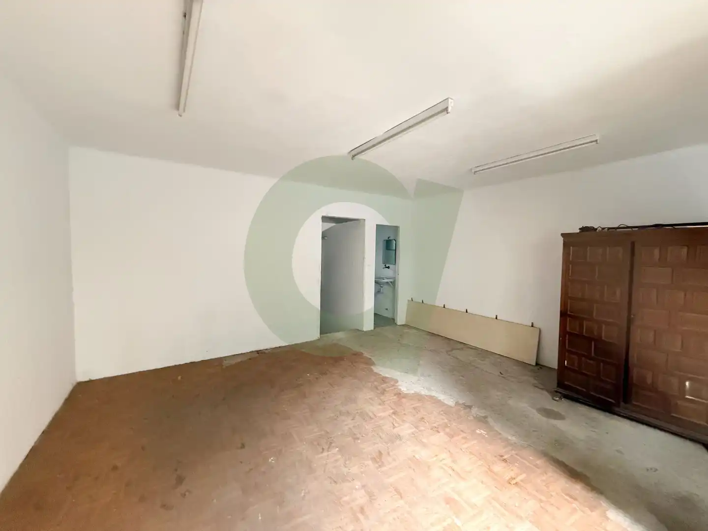 Premises for sale in  Barcelona Capital