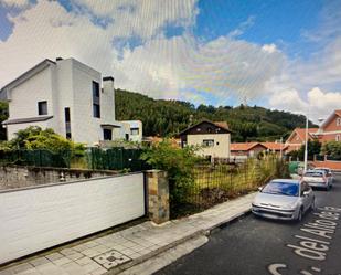 Vista exterior de Residencial en venda en Castro-Urdiales