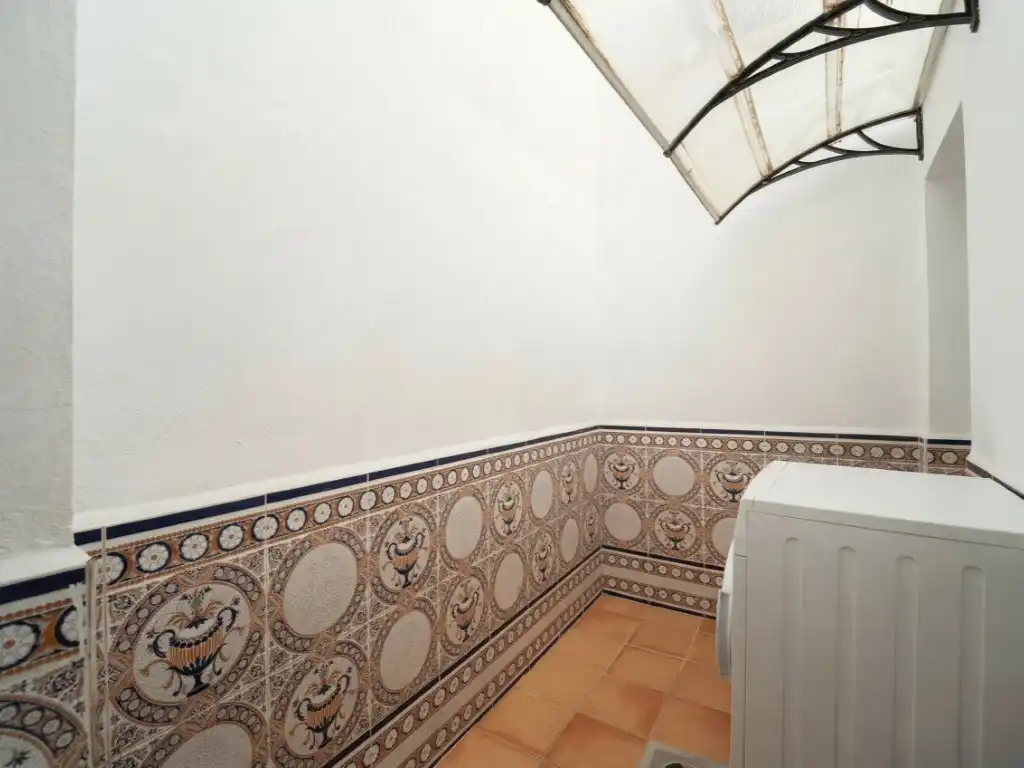 Planta baja en venta en La Pobla de Vallbona con Aire acondicionado, Calefacción y Terraza