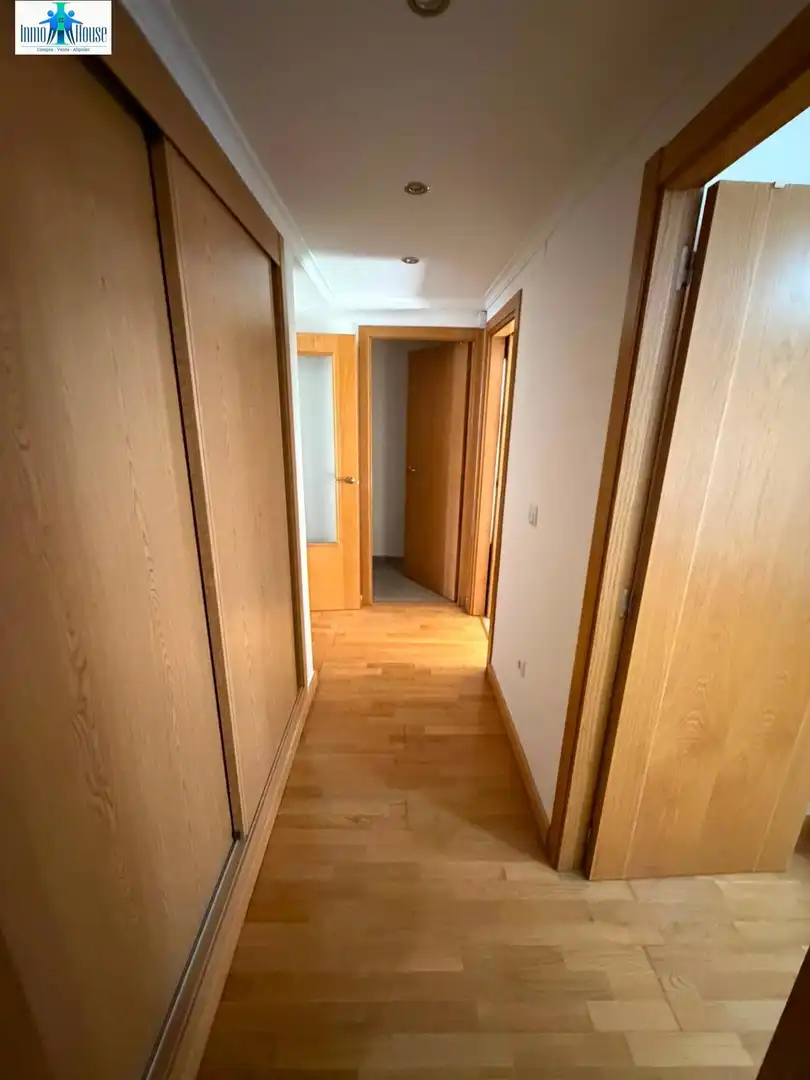 Detached homes for rent in Imaginalia - Llanos del Águila