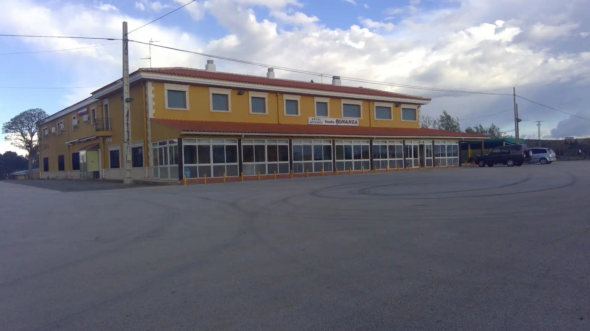 Vista exterior de Local en venda en Robledo