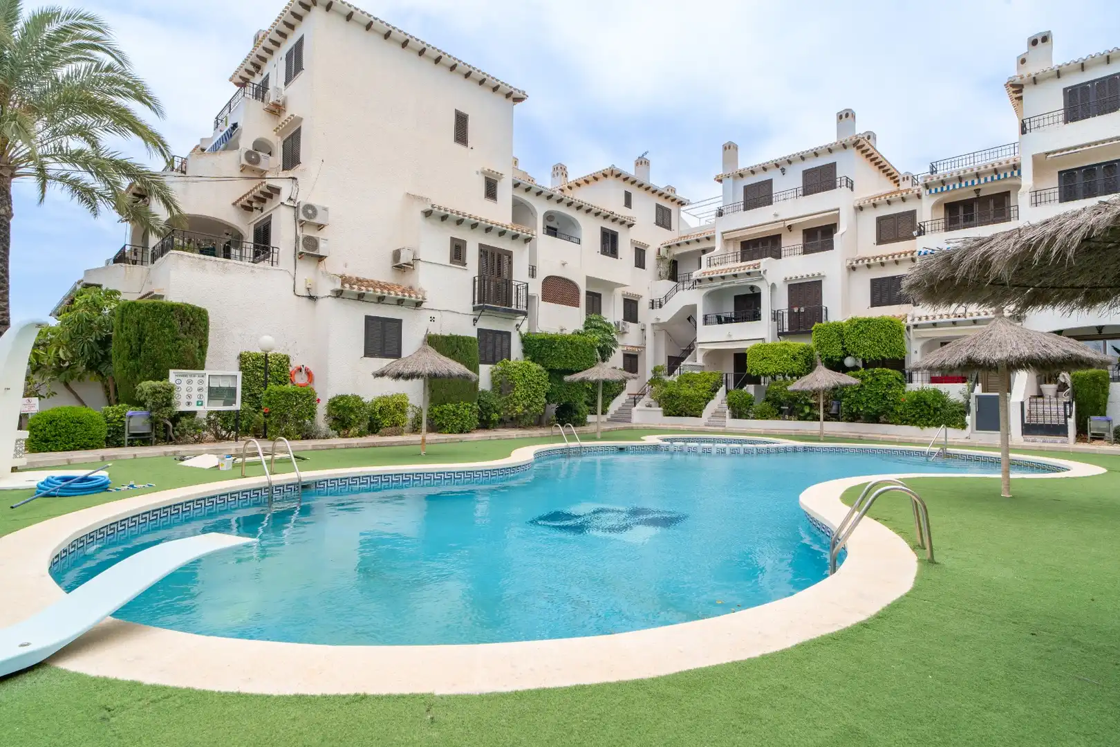 Exterior view of Apartments for sale in Orihuela  with Air Conditioner, Heating and Terrace
