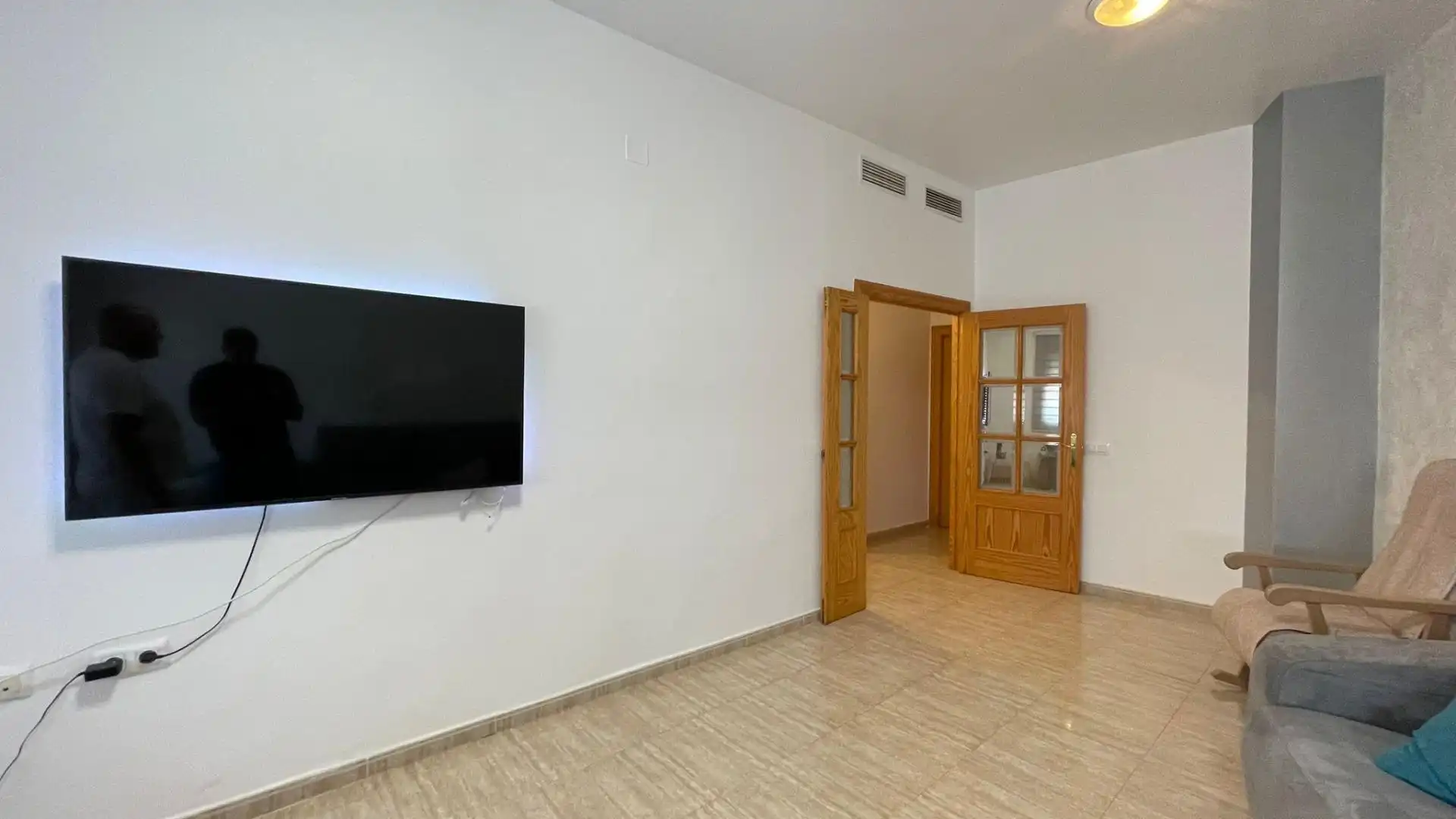 Sala d'estar de Planta baixa en venda en Fuente Álamo de Murcia amb Aire condicionat i Moblat