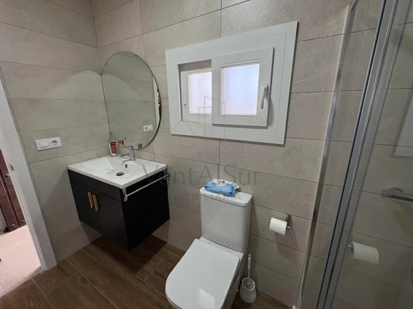 Bathroom of Houses for sale in Sanlúcar de Barrameda  with Air Conditioner, Terrace and Furnished