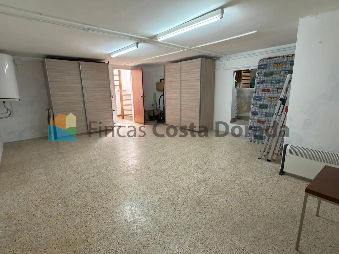 Houses for sale in Cubelles  with Air Conditioner, Private garden and Parquet flooring