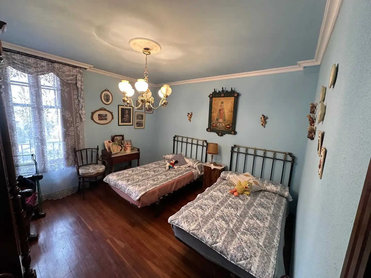Bedroom of Detached homes for sale in Burgos  with Private garden, Terrace and Storage room