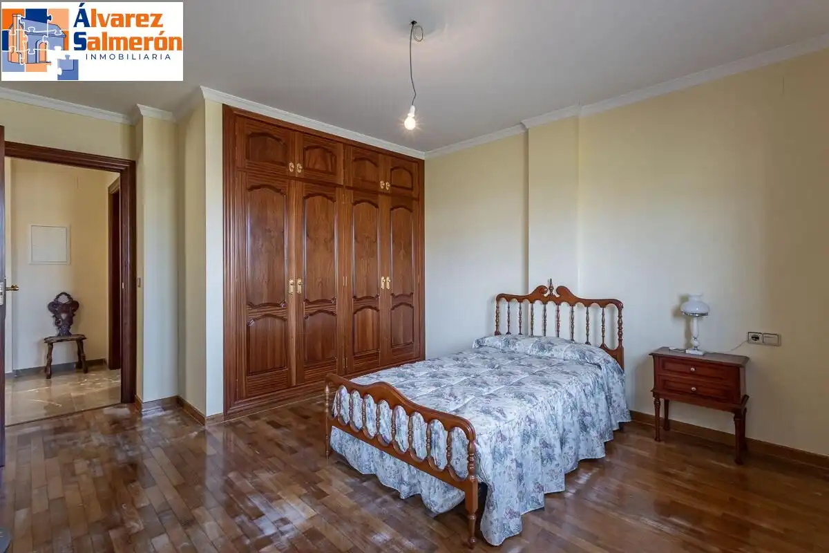 Casa con jardín en venta en Calle MARIANA PINEDA, imagen 36