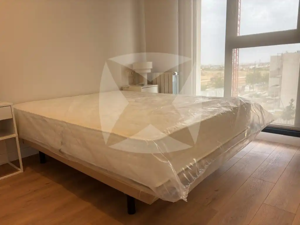Schlafzimmer von Wohnung zur Miete in Badajoz mit Klimaanlage, Privatgarten und Terrasse