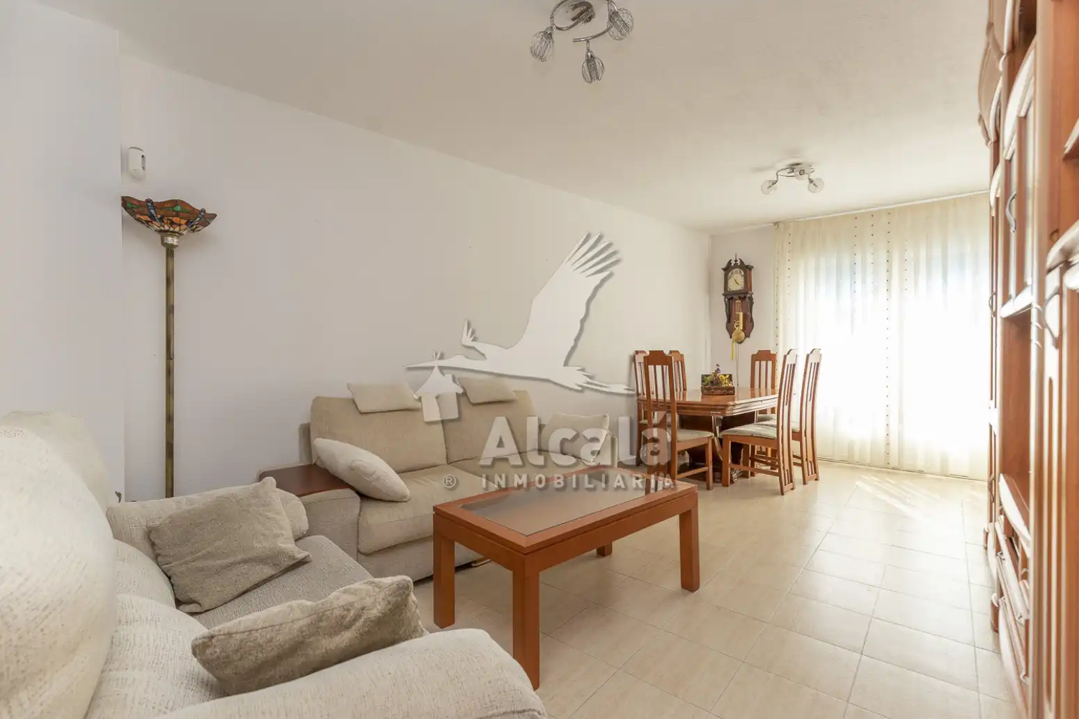 Sala d'estar de Casa o xalet en venda en Villanueva de la Torre amb Calefacció i Jardí privat