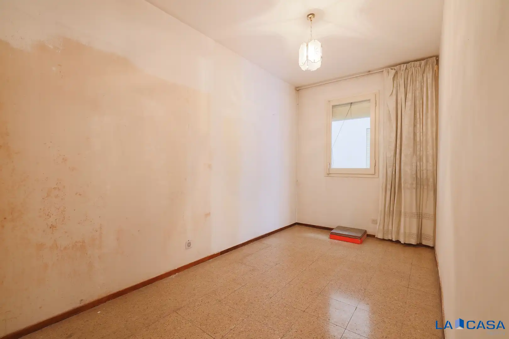 Habitación de Piso en venta en Barcelona con Balcón