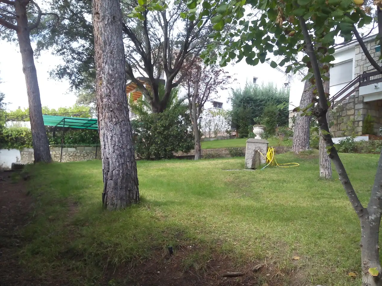 Jardí de Casa o xalet en venda en Villa del Prado amb Aire condicionat, Calefacció i Jardí privat