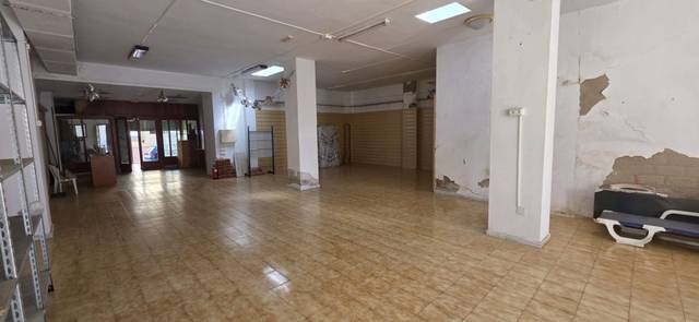 Local comercial en Alquiler en ISABEL LA CATOLICA en Vera Ciudad