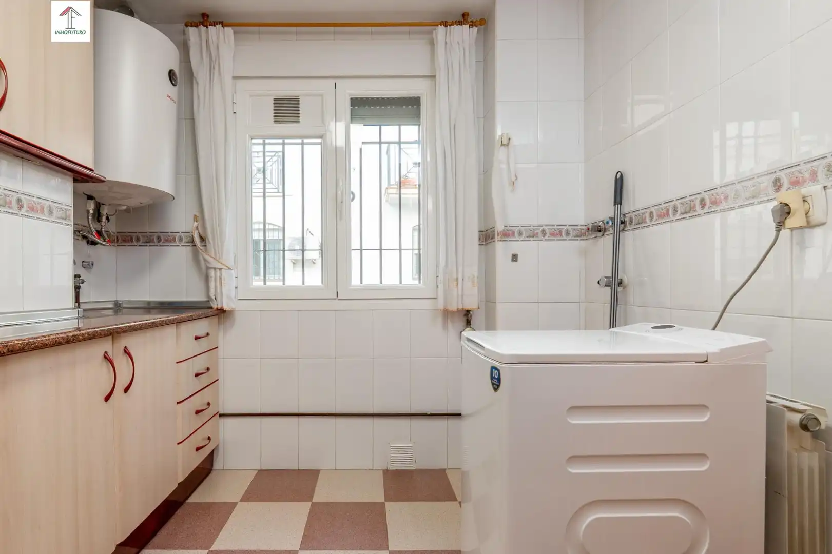 Cocina de Piso en venta en Ogíjares con Aire acondicionado, Calefacción y Amueblado