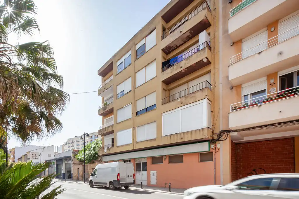 Vista exterior de Pis en venda en Ontinyent