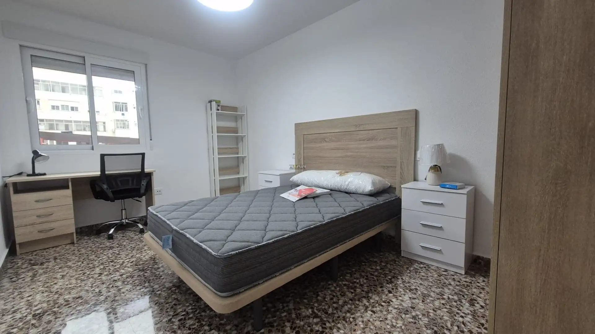 Dormitori de Pis de lloguer en Cartagena amb Moblat, Forn i Rentadora