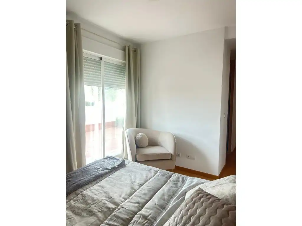 Schlafzimmer von Dachboden zum Verkauf in Villaviciosa de Odón