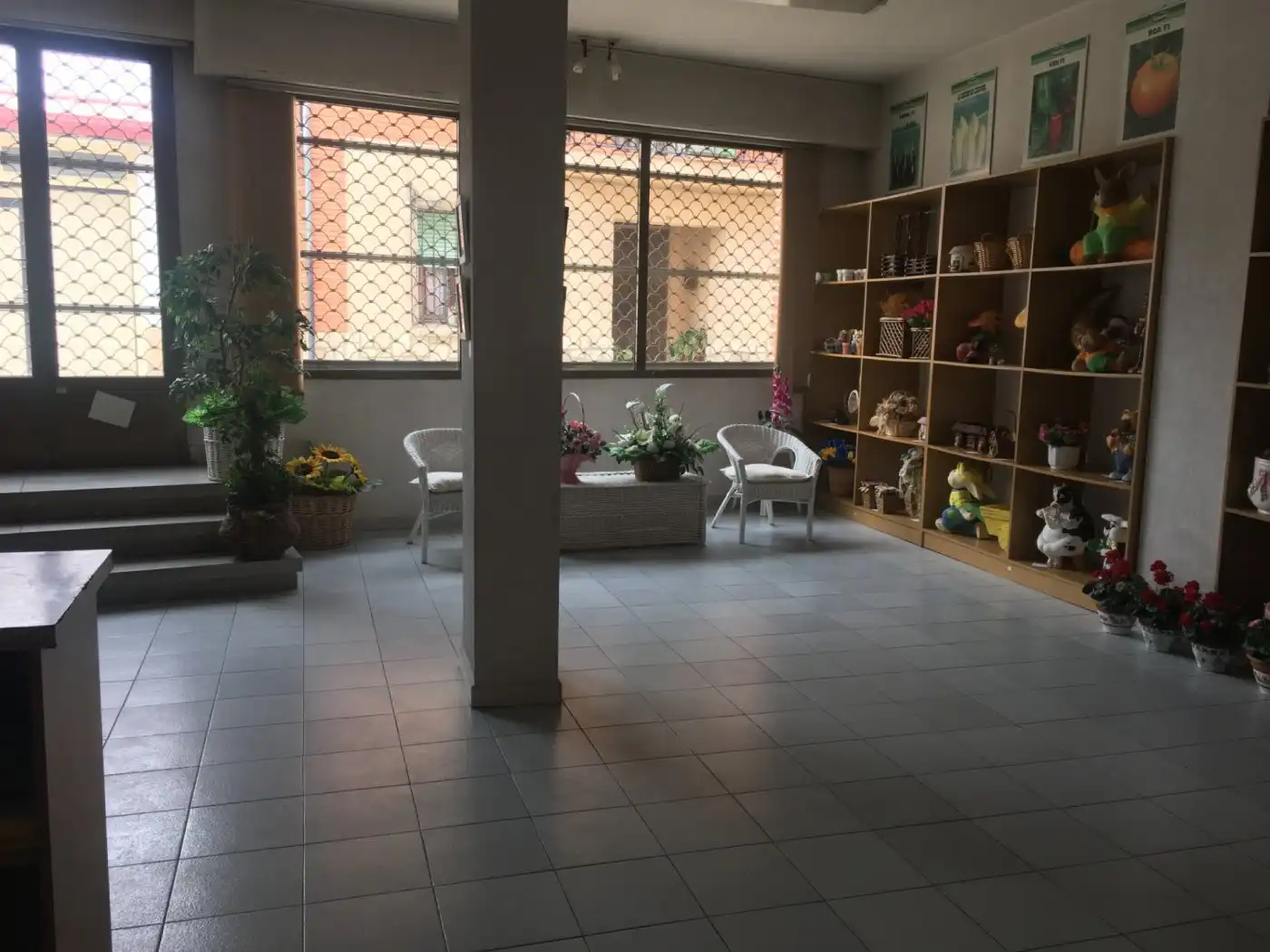 Local en venta en Mozoncillo