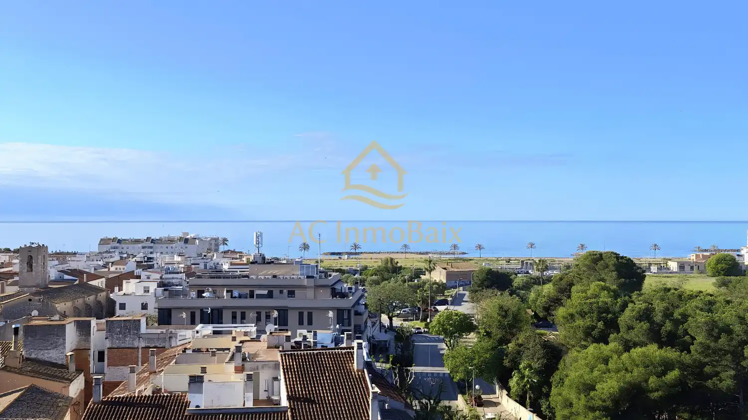 Penthouse with lift for sale in Cunit Residencial
