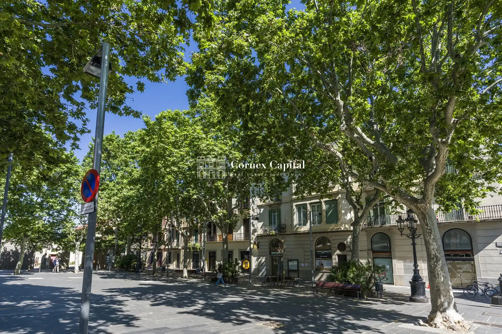 Exterior view of Flat for sale in Barcelona  with Air Conditioner, Heating and Private garden