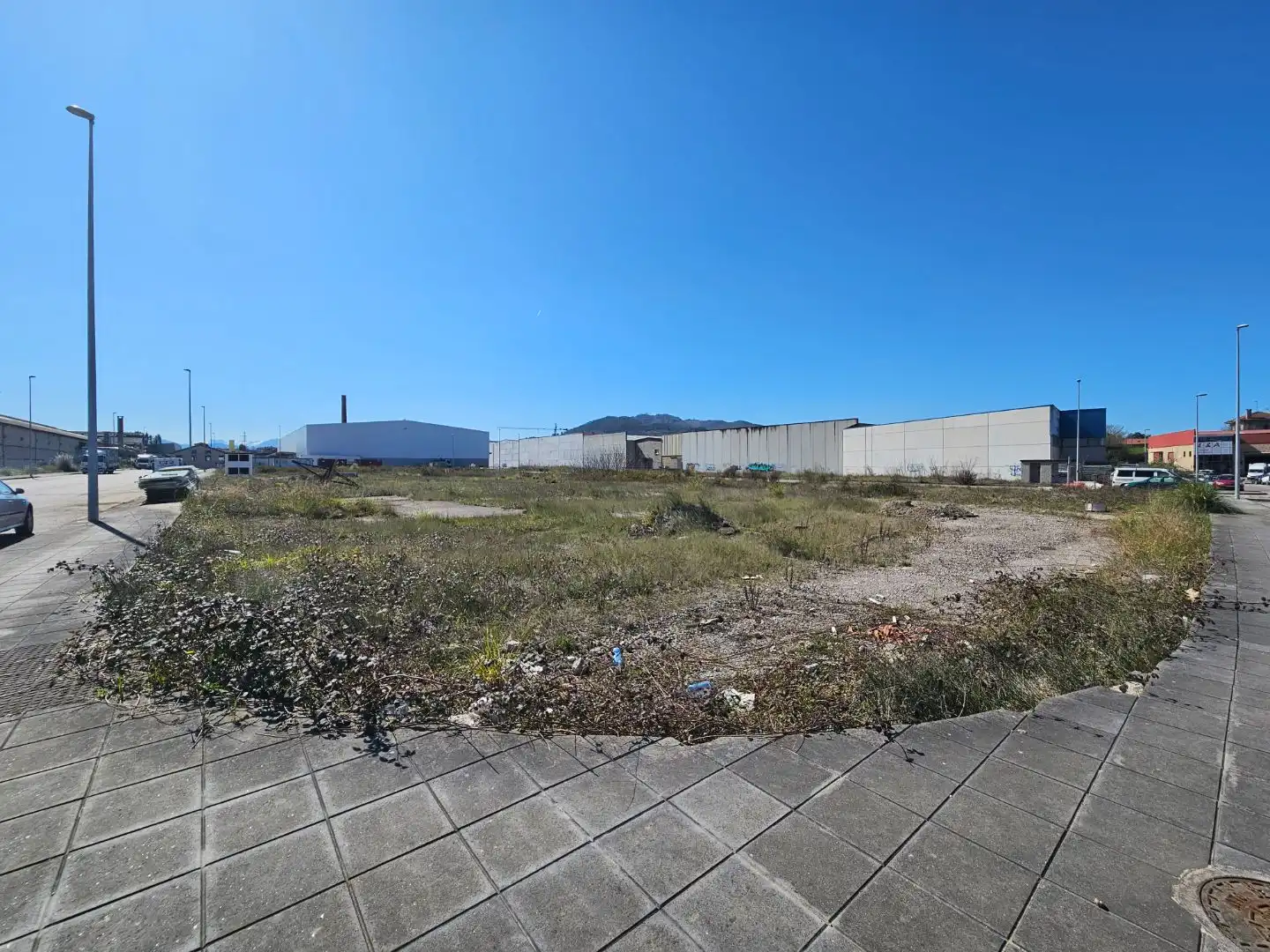 Terreno industrial en venta en Siero