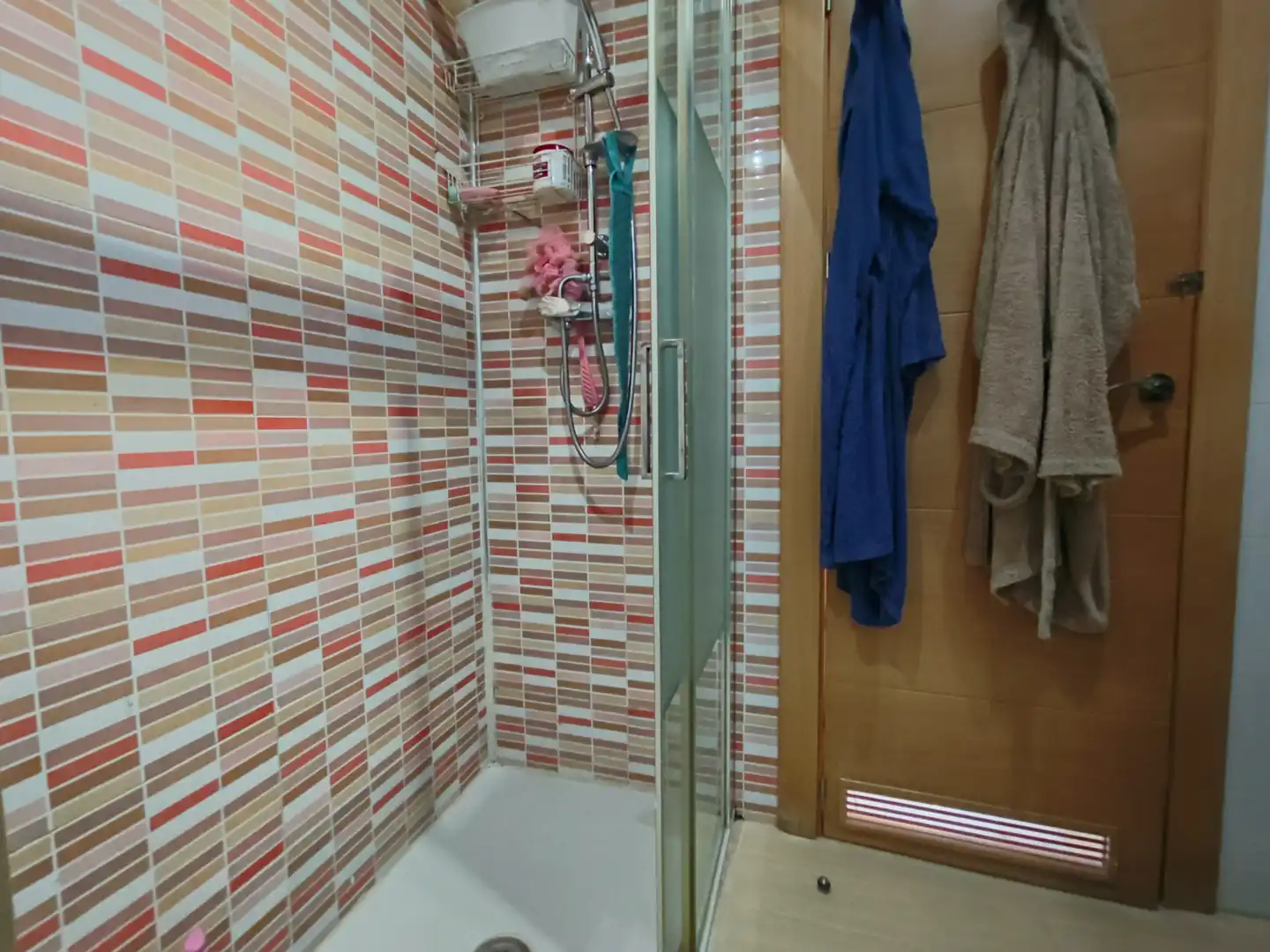 Baño de Casa adosada en venta en Alhendín con Aire acondicionado, Amueblado y Balcón
