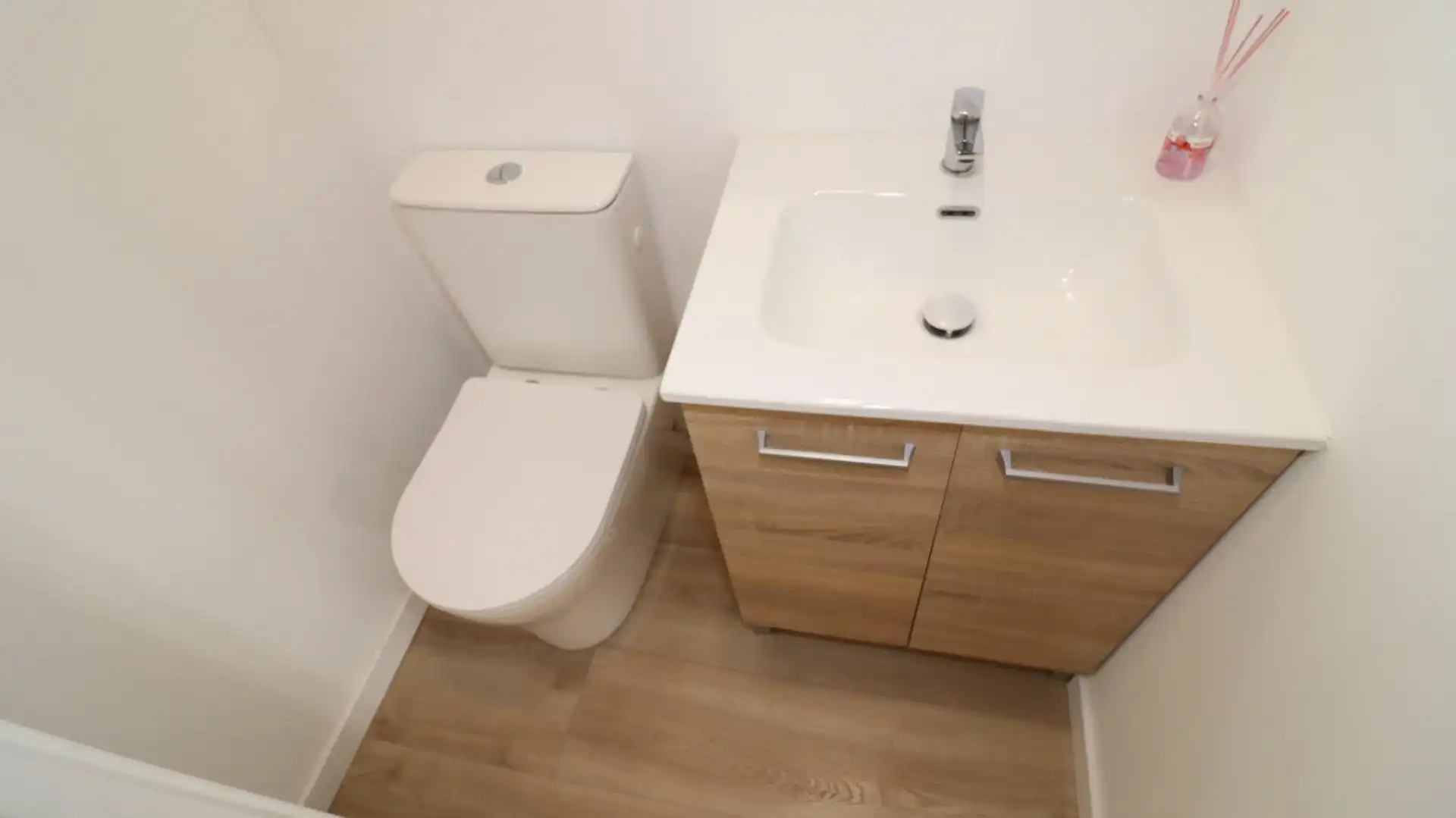 Baño de Casa o chalet de alquiler en Alcanar con Parquet y Terraza