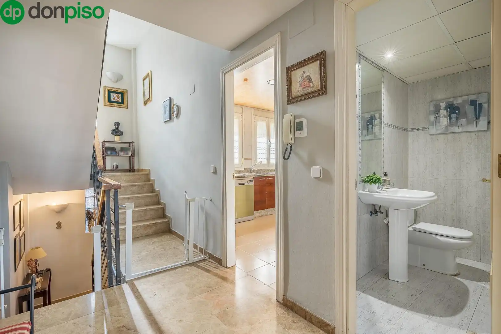 Detached homes for sale in Armilla  with Air Conditioner, Terrace and Balcony