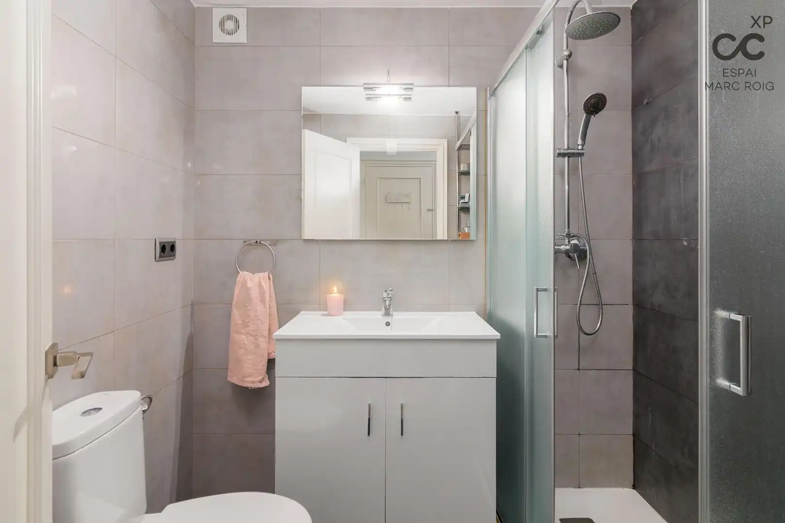 Bathroom of Flat for sale in Palau-saverdera  with Heating, Storage room and Balcony