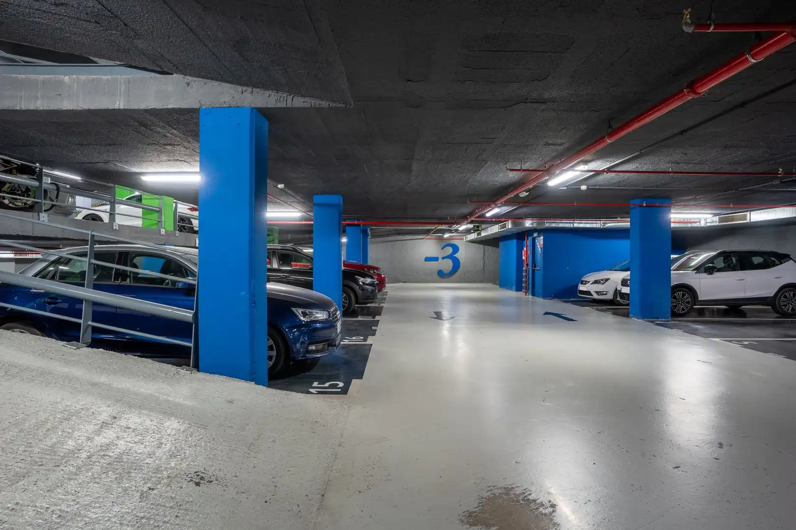 Parking of Garage for rent in Barcelona