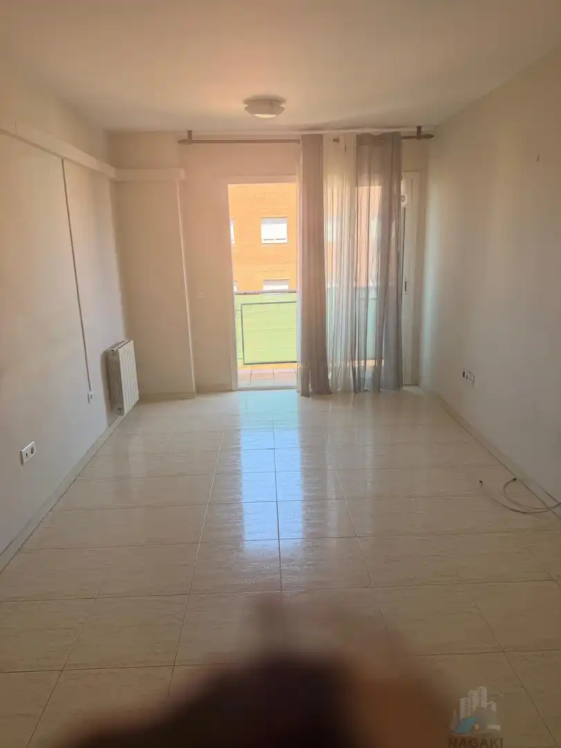 Terrasse von Wohnung zum Verkauf in Salt mit Klimaanlage und Heizung