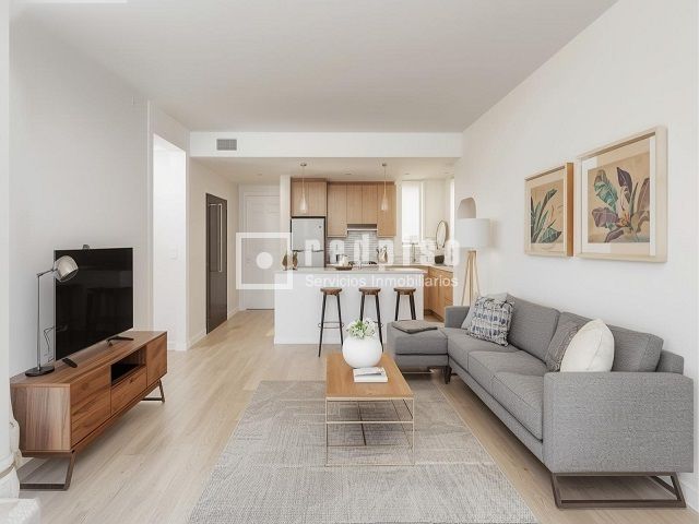 Living room of Flat for sale in  Madrid Capital  with Air Conditioner, Heating and Parquet flooring