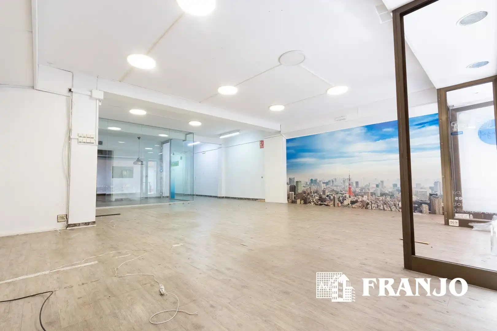 Local commercial à vendre à Centre - Eixample – Can Llobet, imagen 2