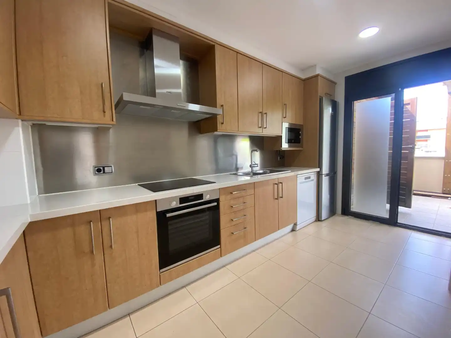 Cocina de Casa o chalet de alquiler en Peralada con Calefacción y Terraza