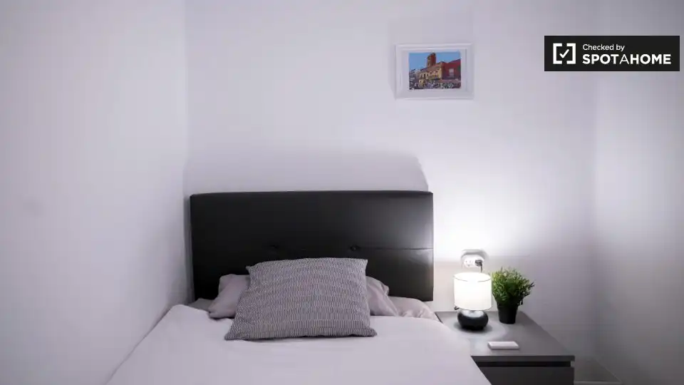 Habitación en El Cabanyal - El Canyamelar