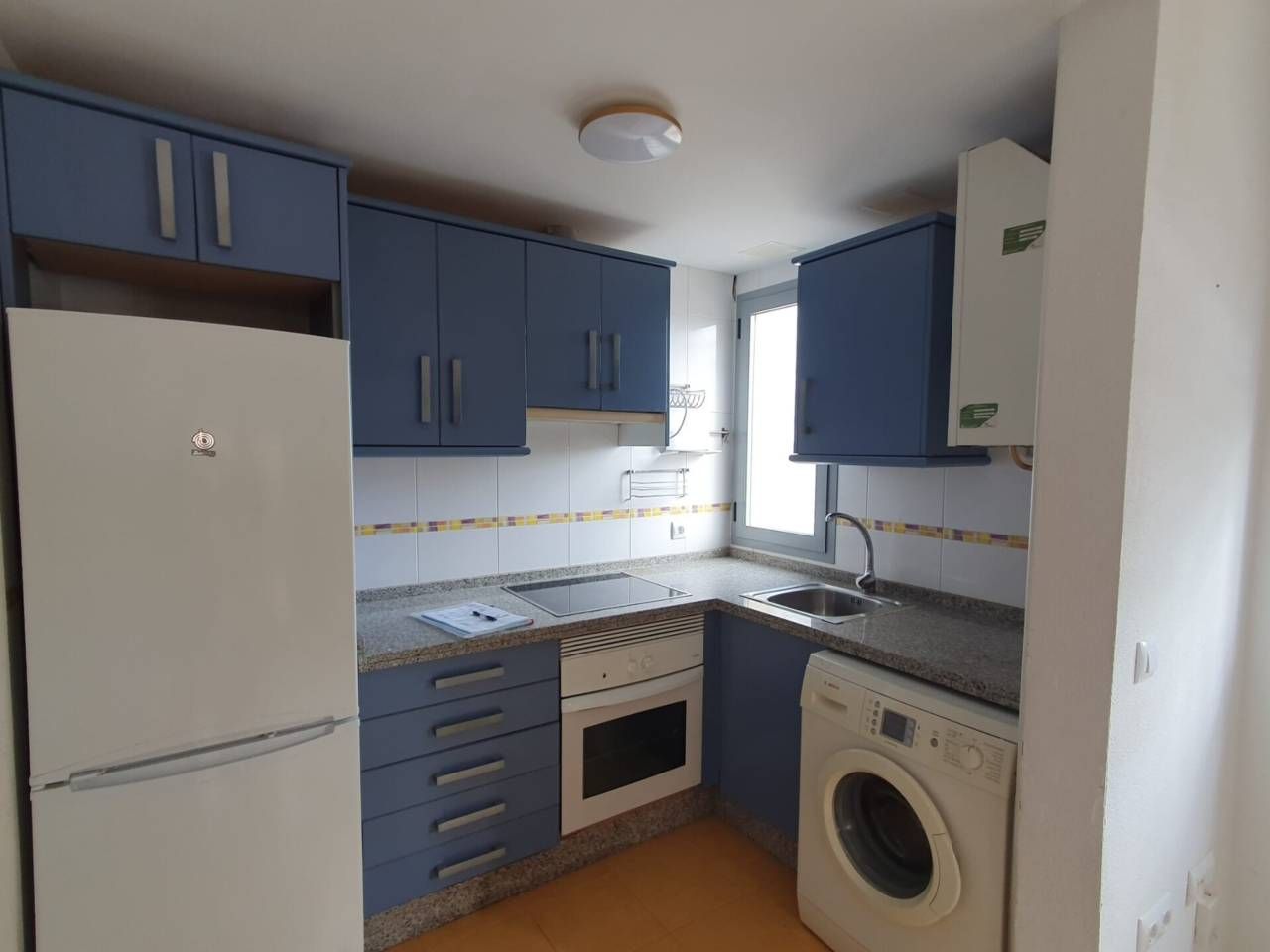 Kitchen of Flat for sale in Badajoz Capital  with Air Conditioner, Heating and Terrace