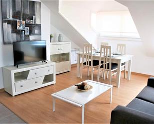 Living room of Apartment to rent in A Coruña Capital   with Heating, Parquet flooring and Furnished