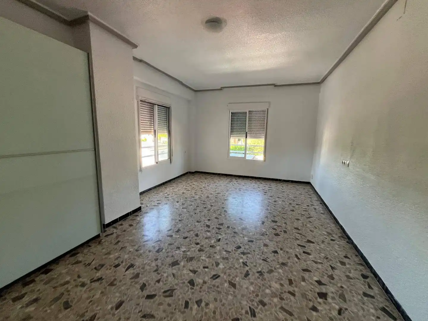 Casa o chalet en venta en Elche / Elx con Aire acondicionado, Jardín privado y Trastero