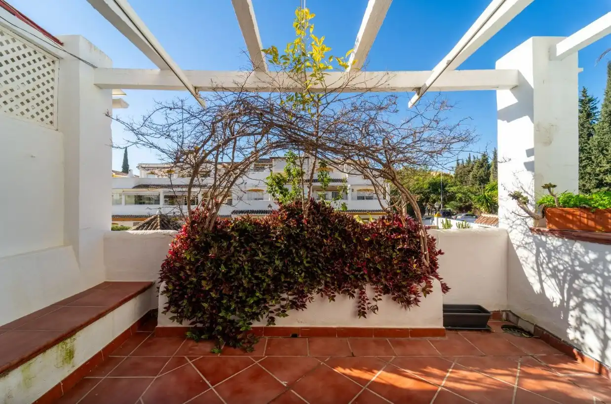 Terrassa de Dúplex en venda en Marbella amb Aire condicionat, Calefacció i Jardí privat